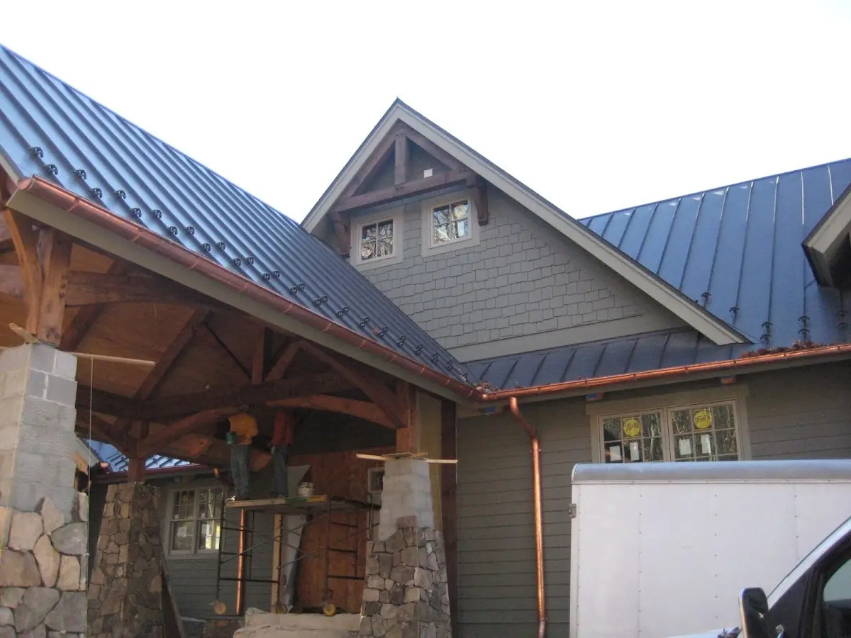 Craftsman Roofing team delivering quality roofing work in Fellsmere